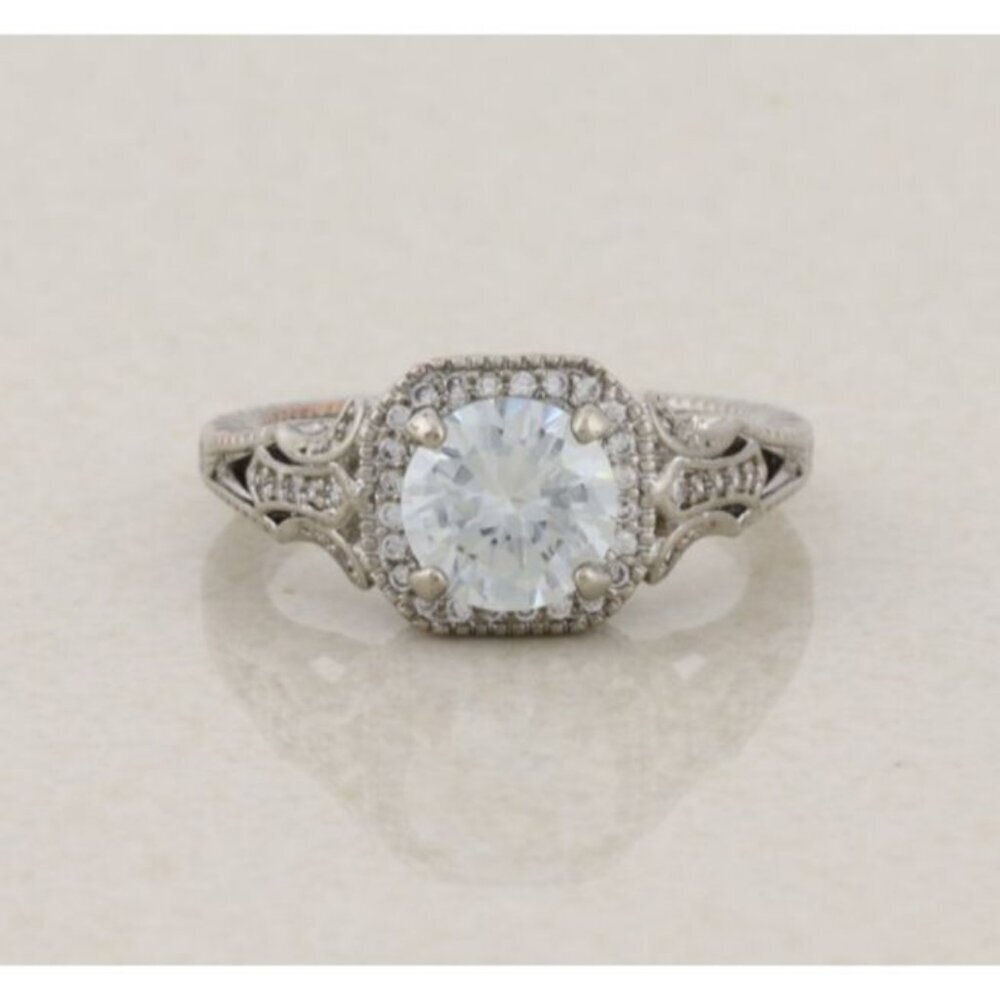 Sterling Silver Cubic Zirconia Halo Antique Style Ring Size 6 3/4